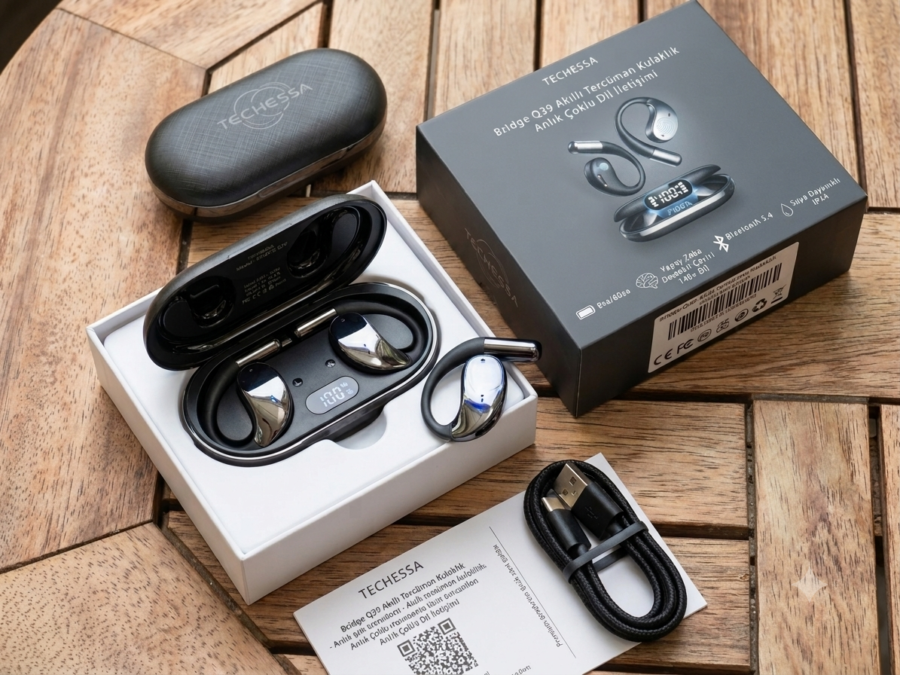 Kutu içeriği: iki kulaklık, şarj kutusu, USB-C kablo ve kullanım kılavuzu